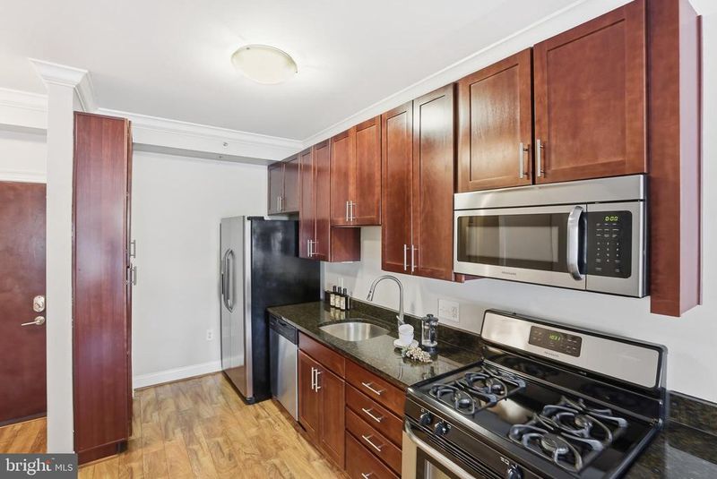 6301 Edsall Rd #106, Alexandria, VA 22312