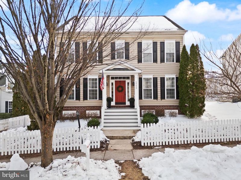 20413 Peckham St, Ashburn, VA 20147