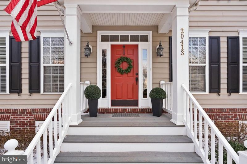 20413 Peckham St, Ashburn, VA 20147