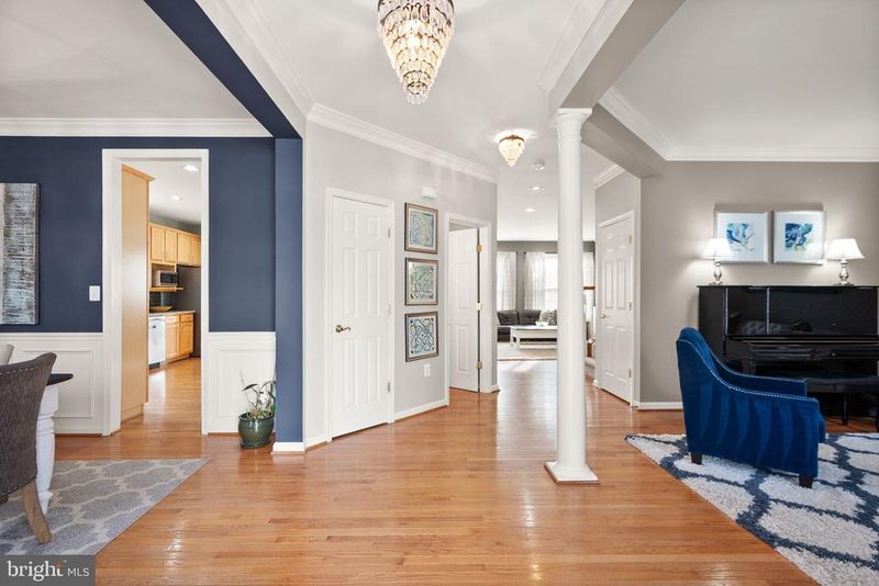 20413 Peckham St, Ashburn, VA 20147