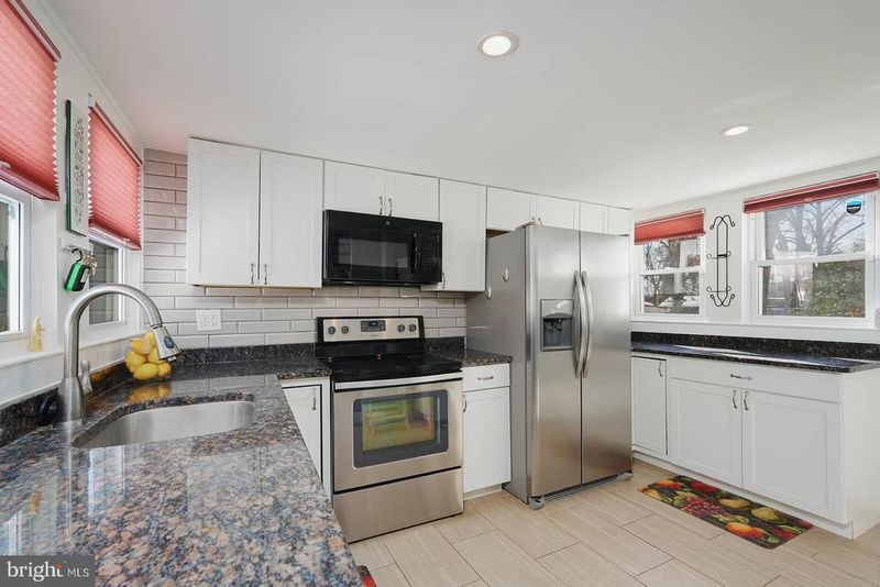 7719 Garrison Rd, Hyattsville, MD 20784