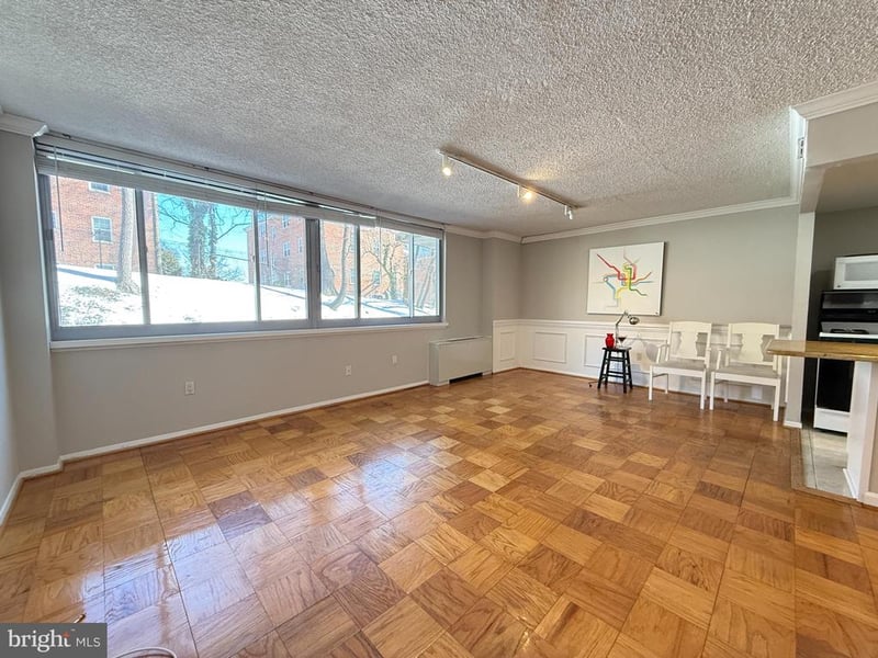 5353 Columbia PIKE #310, Arlington, VA 22204