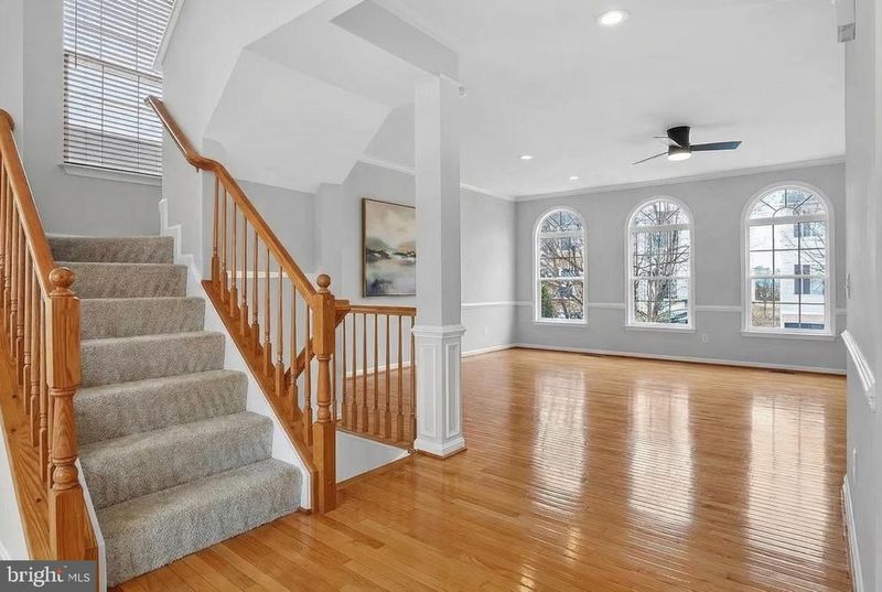 21758 Flora Springs Ter, Ashburn, VA 20147