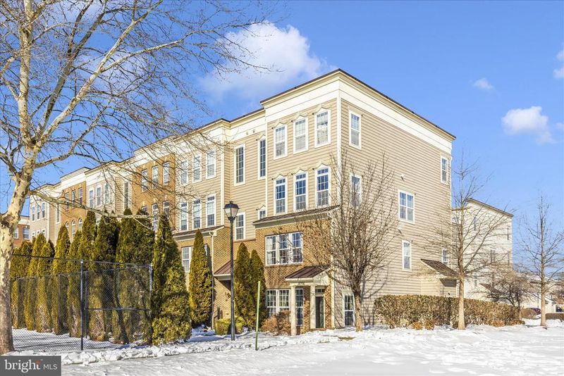 1788 Poolside Way #21-A, Frederick, MD 21701