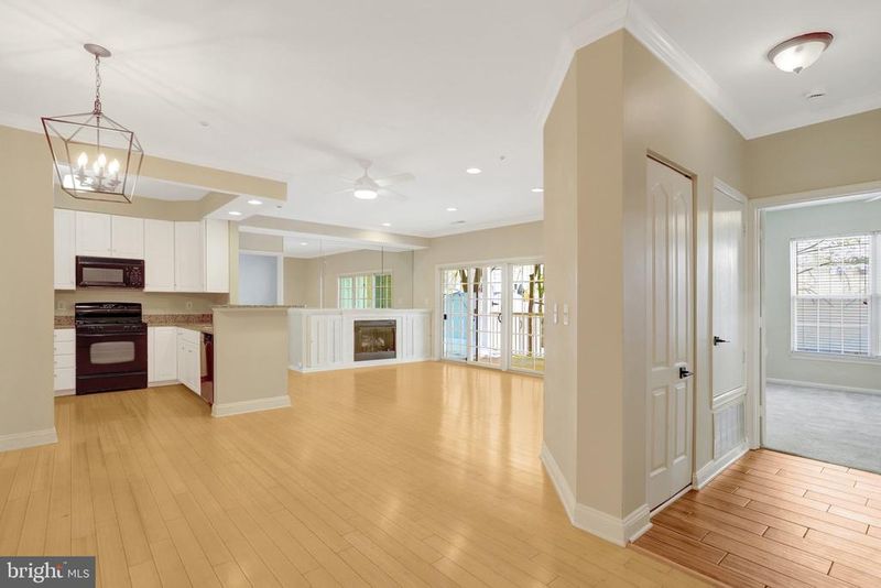 7709 Haynes Point Way #C, Alexandria, VA 22315