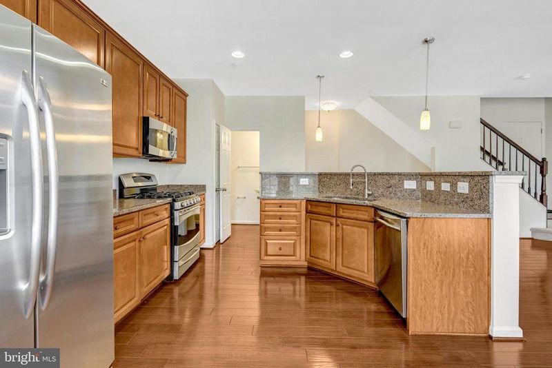 45768 Winding Branch Ter, Sterling, VA 20166