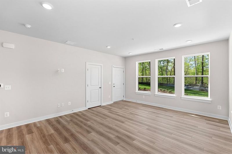 45163 Drowes Ter, Sterling, VA 20166