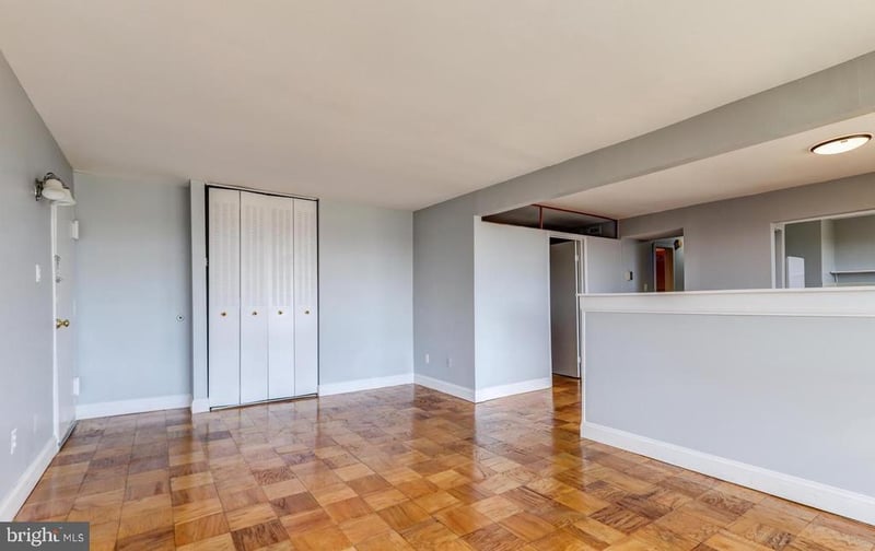 7957 Riggs Rd #12, Hyattsville, MD 20783