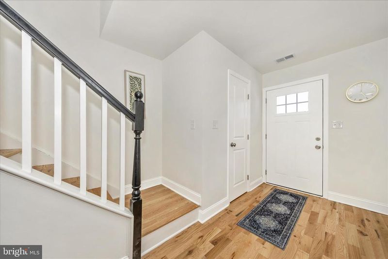 499 Carrollton Dr #14, Frederick, MD 21701