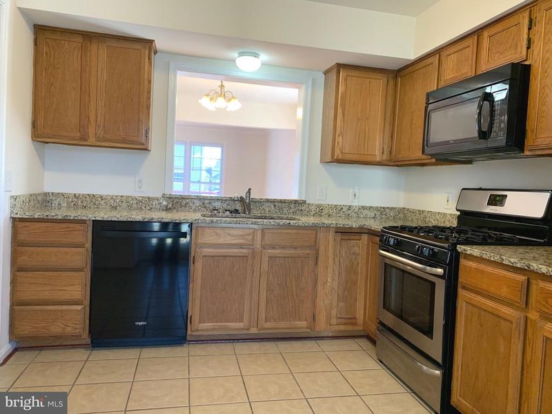 507 Falkirk Ct, Fredericksburg, VA 22406