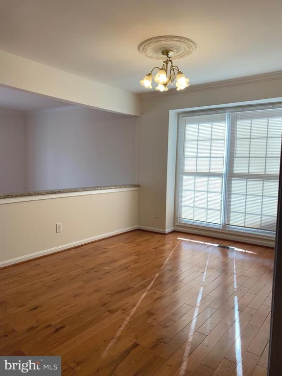 507 Falkirk Ct, Fredericksburg, VA 22406