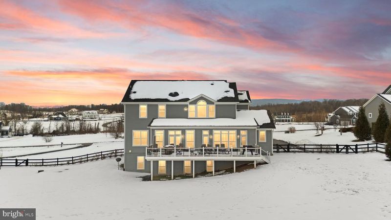 18895 Skyfield Ridge Pl, Purcellville, VA 20132