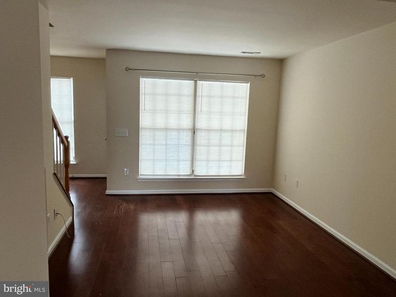 874 Waterford Dr, Frederick, MD 21702
