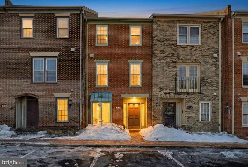 6701 Washington Blvd #E, Arlington, VA 22213