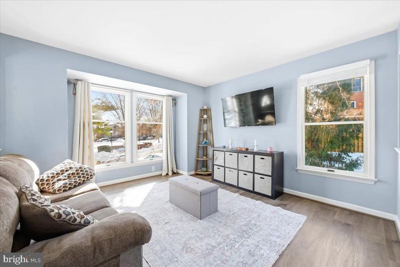 2411 Dunmore Ct, Frederick, MD 21702