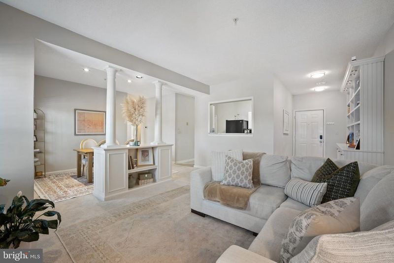 1724 Lake Shore Crest Dr #25, Reston, VA 20190