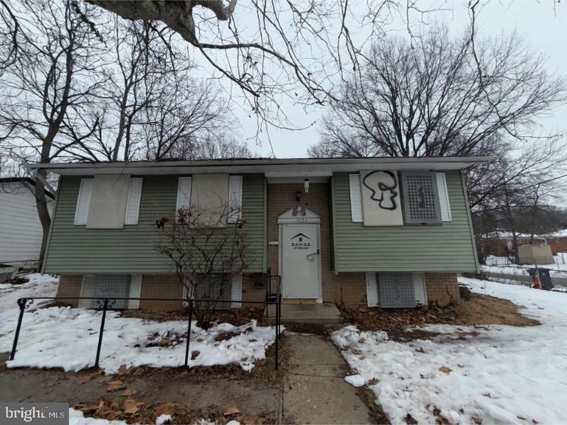 1201 Gondar Ave, Landover, MD 20785
