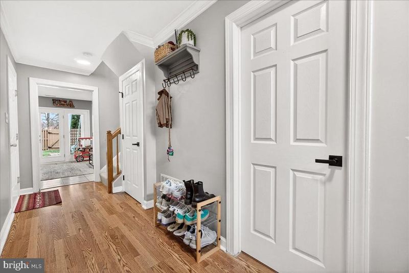 5230 Bamburg Ct, Frederick, MD 21703