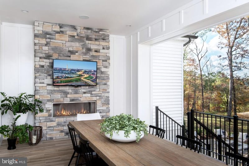 41624 Misty Dawn Dr, Ashburn, VA 20148