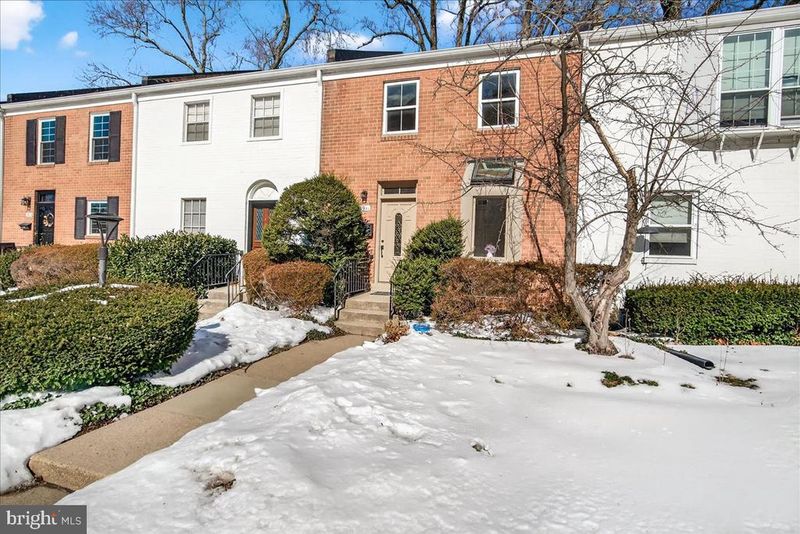 1911 Lyttonsville Rd #1911, Silver Spring, MD 20910