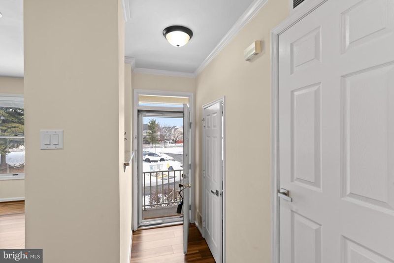 7823 Sabre Ct, Manassas, VA 20109