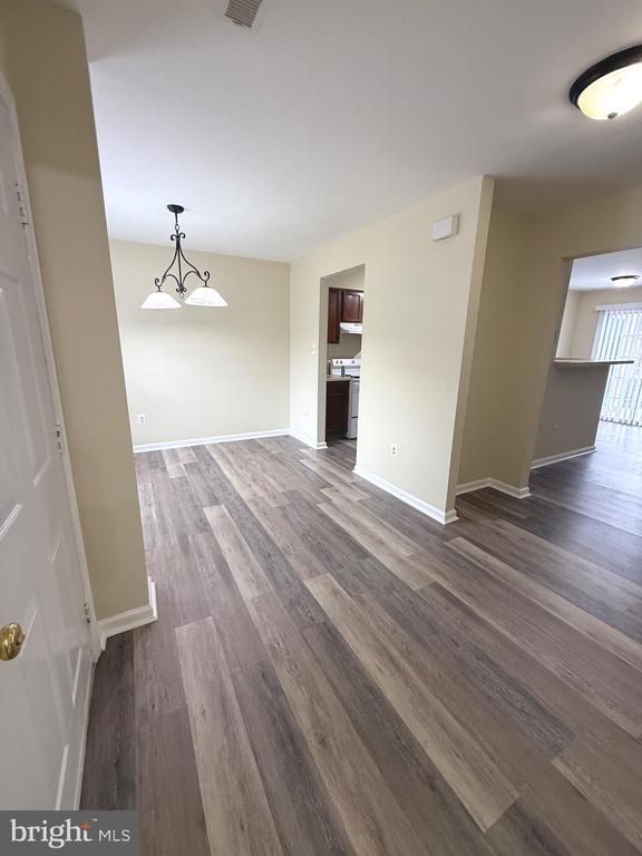 409 Wind Ridge Dr, Stafford, VA 22554