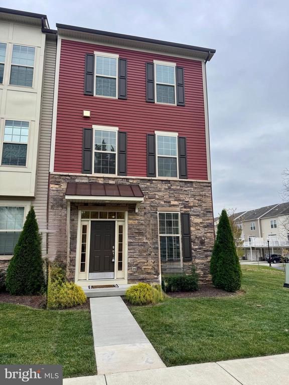7919 Wormans Mill Rd, Frederick, MD 21701