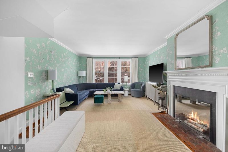 3127 O St NW, Washington, DC 20007