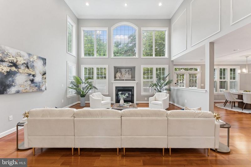 7351 Nicole Marie Ct, Mclean, VA 22101