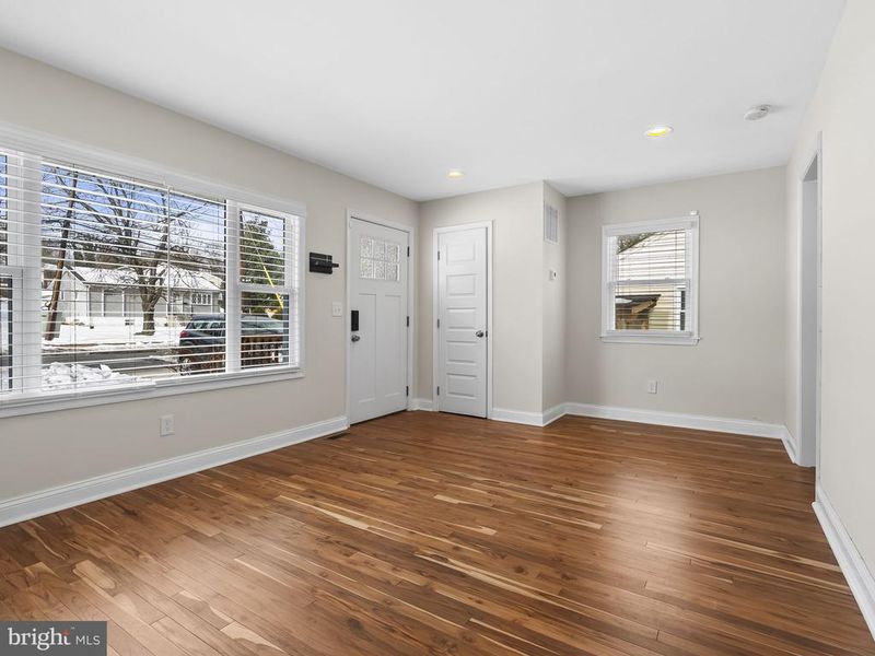 3615 Cooper Ln, Hyattsville, MD 20784