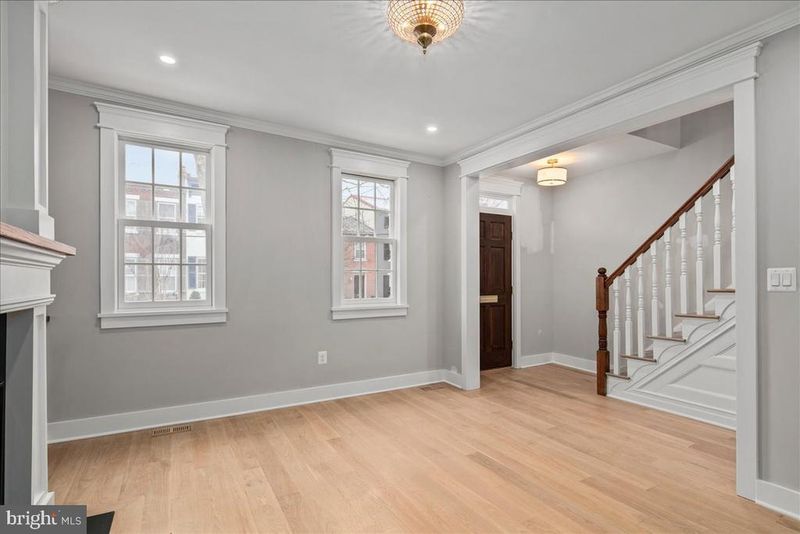 209 Wolfe St, Alexandria, VA 22314