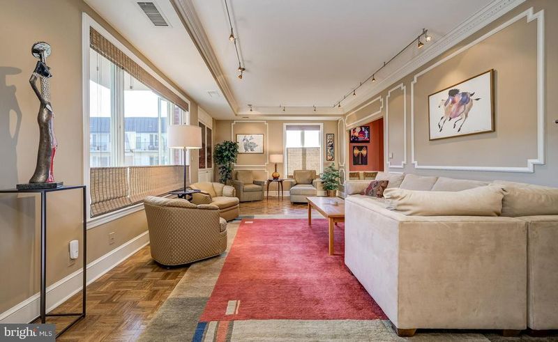 8101 Connecticut Ave #C610, Chevy Chase, MD 20815