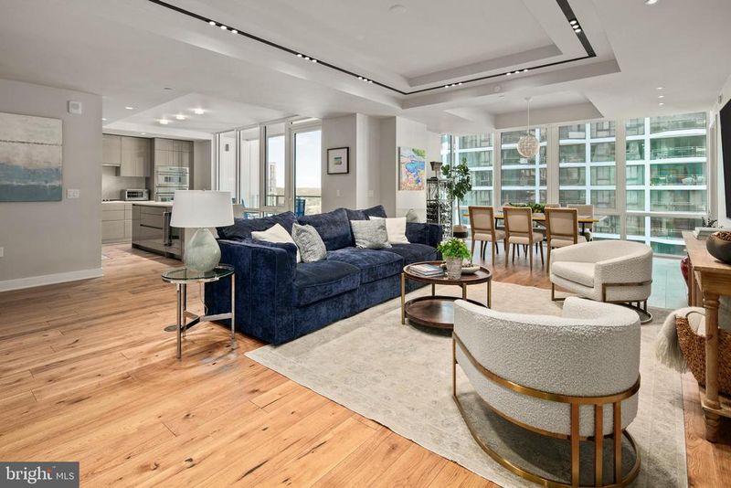 1781 N Pierce St #802, Arlington, VA 22209