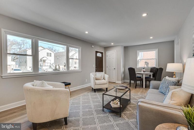 327 Howard Ave, Rockville, MD 20850