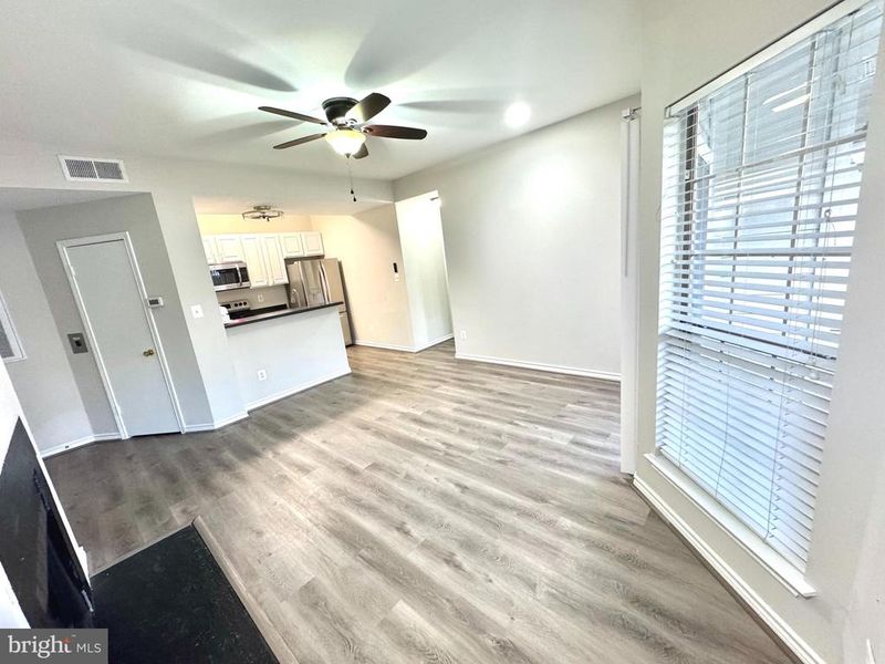 12154 Penderview Ter #1204, Fairfax, VA 22033