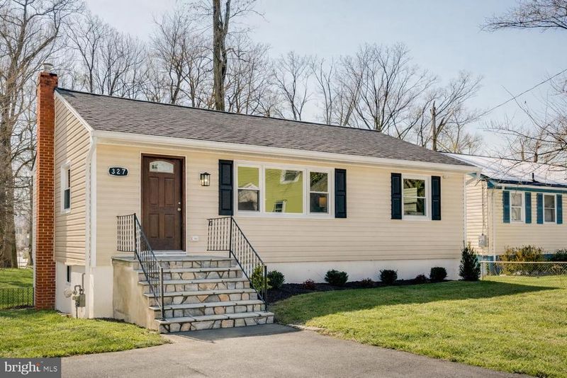 327 Howard Ave, Rockville, MD 20850