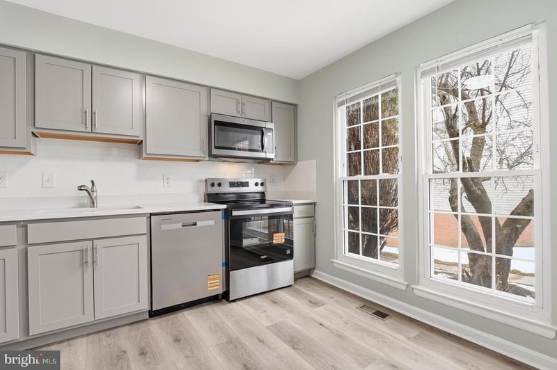 15743 Millbrook Ln #72, Laurel, MD 20707
