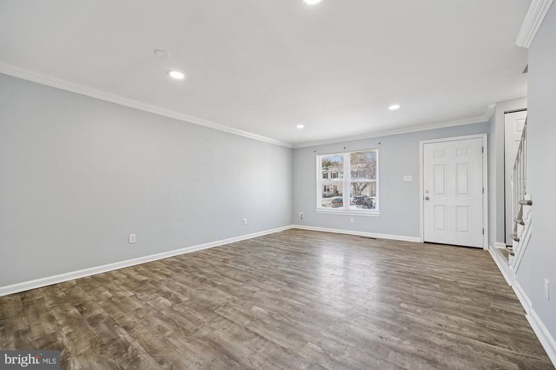 18 Pendleton Ct #10C, Frederick, MD 21701
