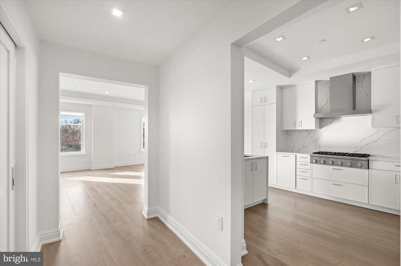 8551 Connecticut Ave #602, Chevy Chase, MD 20815