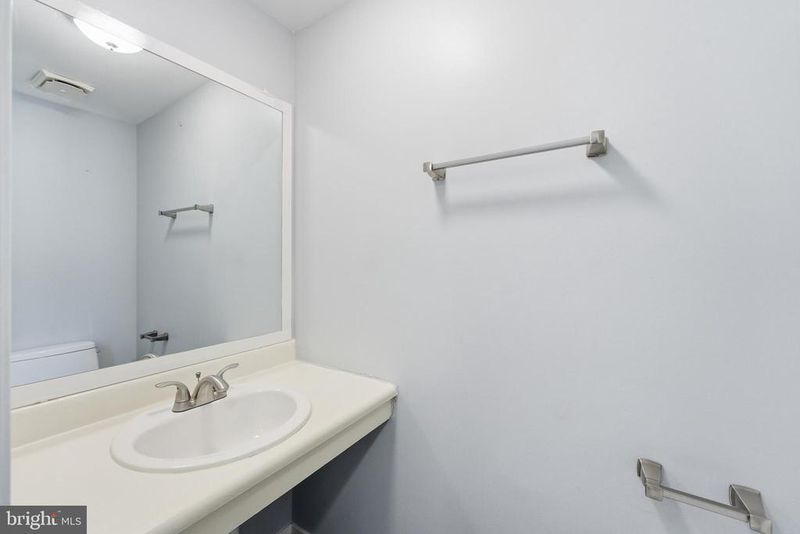 14629 Sandy Ridge Rd, Silver Spring, MD 20905