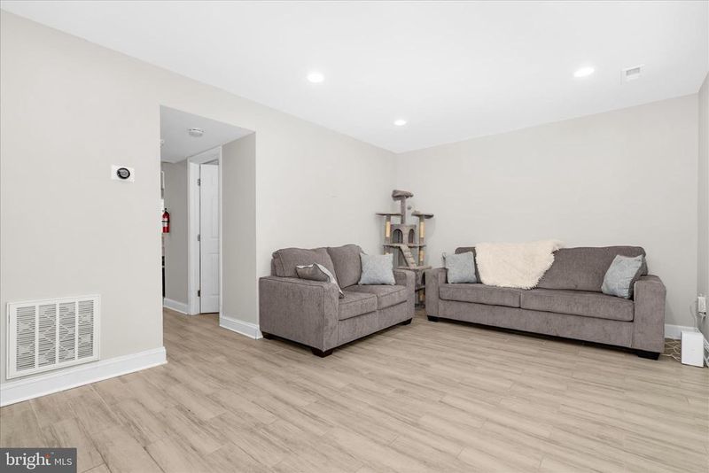 4407 Eagle Ct, Waldorf, MD 20603