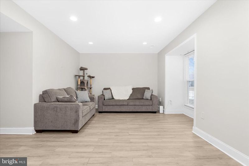 4407 Eagle Ct, Waldorf, MD 20603