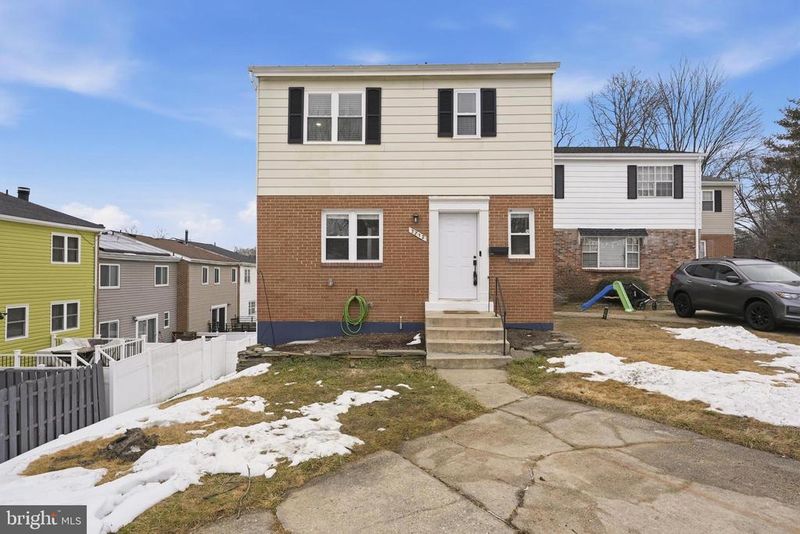 7712 Erica Ln, Laurel, MD 20707