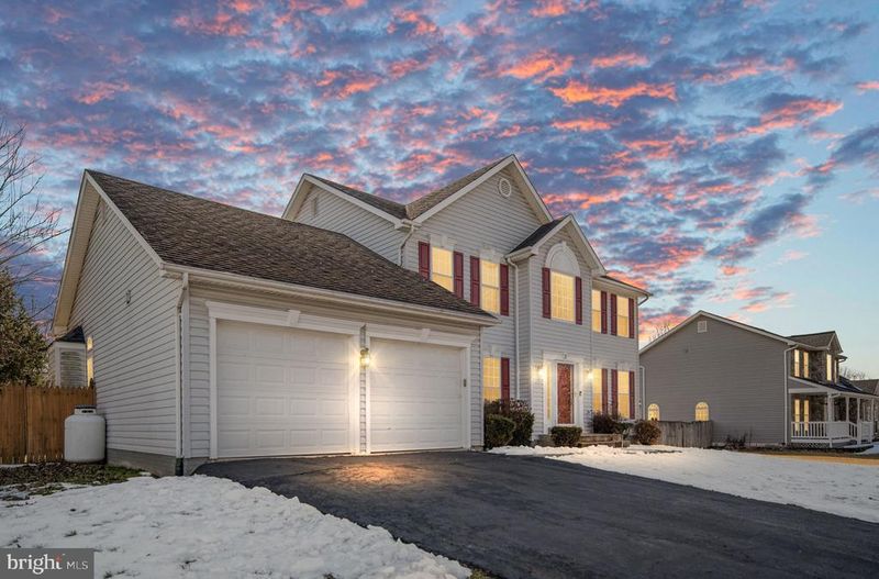 3 Grace Ct, Stafford, VA 22556