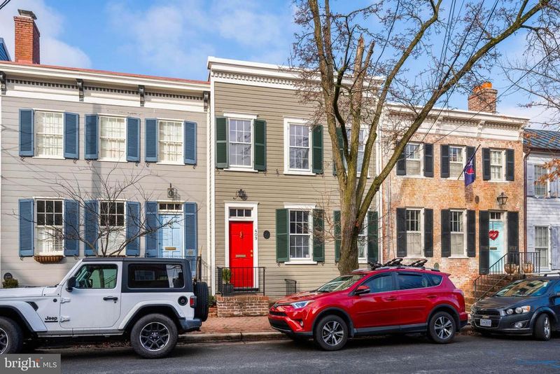 409 S Lee St, Alexandria, VA 22314