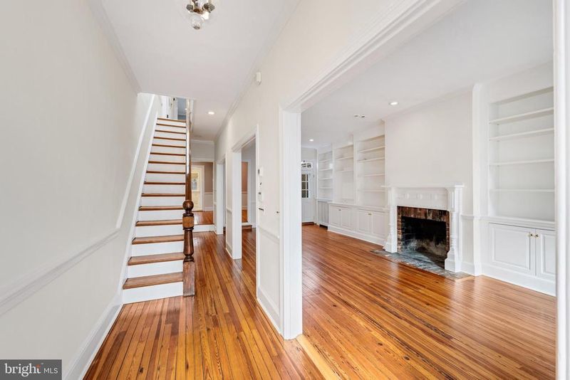409 S Lee St, Alexandria, VA 22314