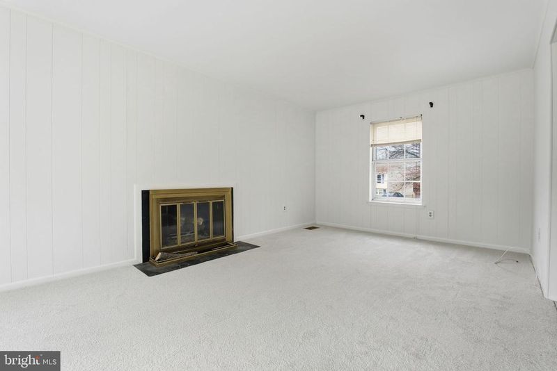 25945 Lasalle Ct, Damascus, MD 20872