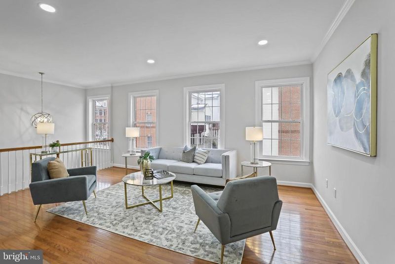4565 Gossamer Way, Fairfax, VA 22033