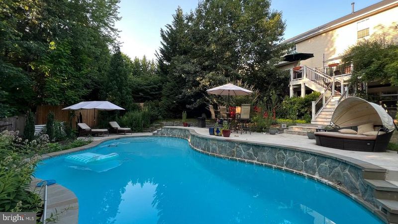 325 Bill Brower Ct, Purcellville, VA 20132