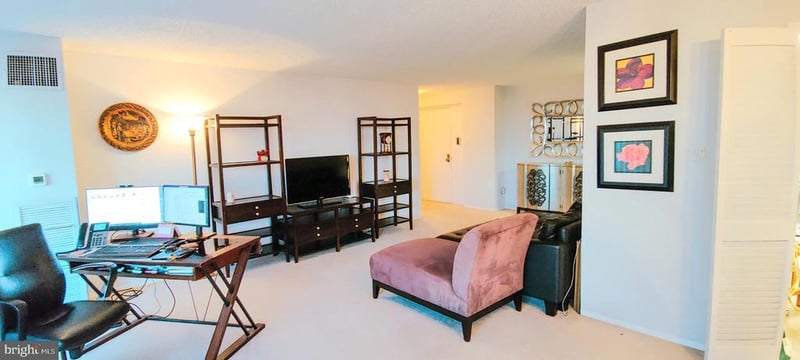 250 S Reynolds St #502, Alexandria, VA 22304